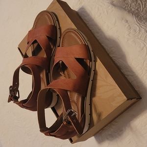 Sofft sandals brown